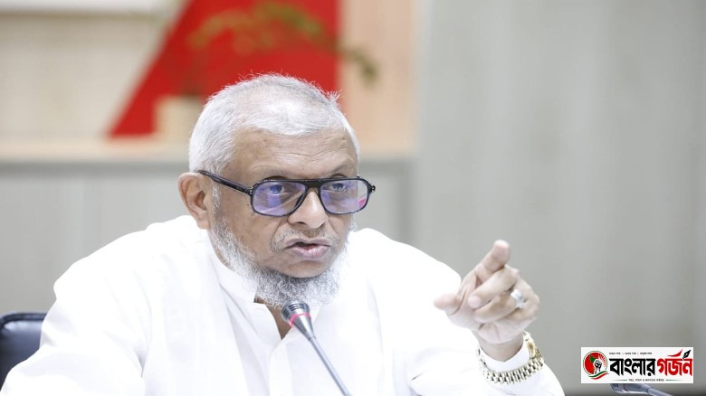 তৈরি পোশাকশিল্পের শ্রমিকদের জন্য নিম্নতম মজুরি বোর্ড গঠন করা হবে রোববার: শ্রমমন্ত্রী